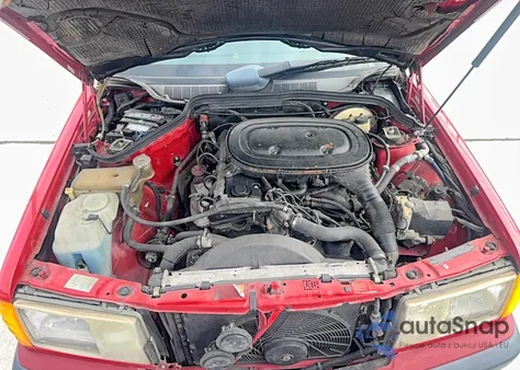 1991 Mercedes-Benz 190 E 2.3 z USA, uszkodzony, nr VIN WDBDA28D3MF816204